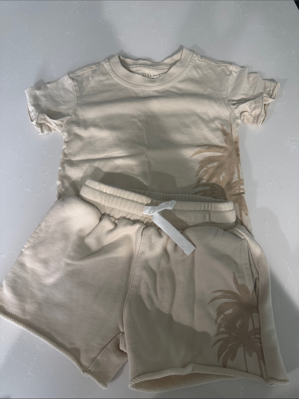 Little Bipsy Cream Palm-Print Tee & Shorts Set